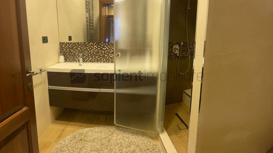 VILA IN ORADEA - Poză 21