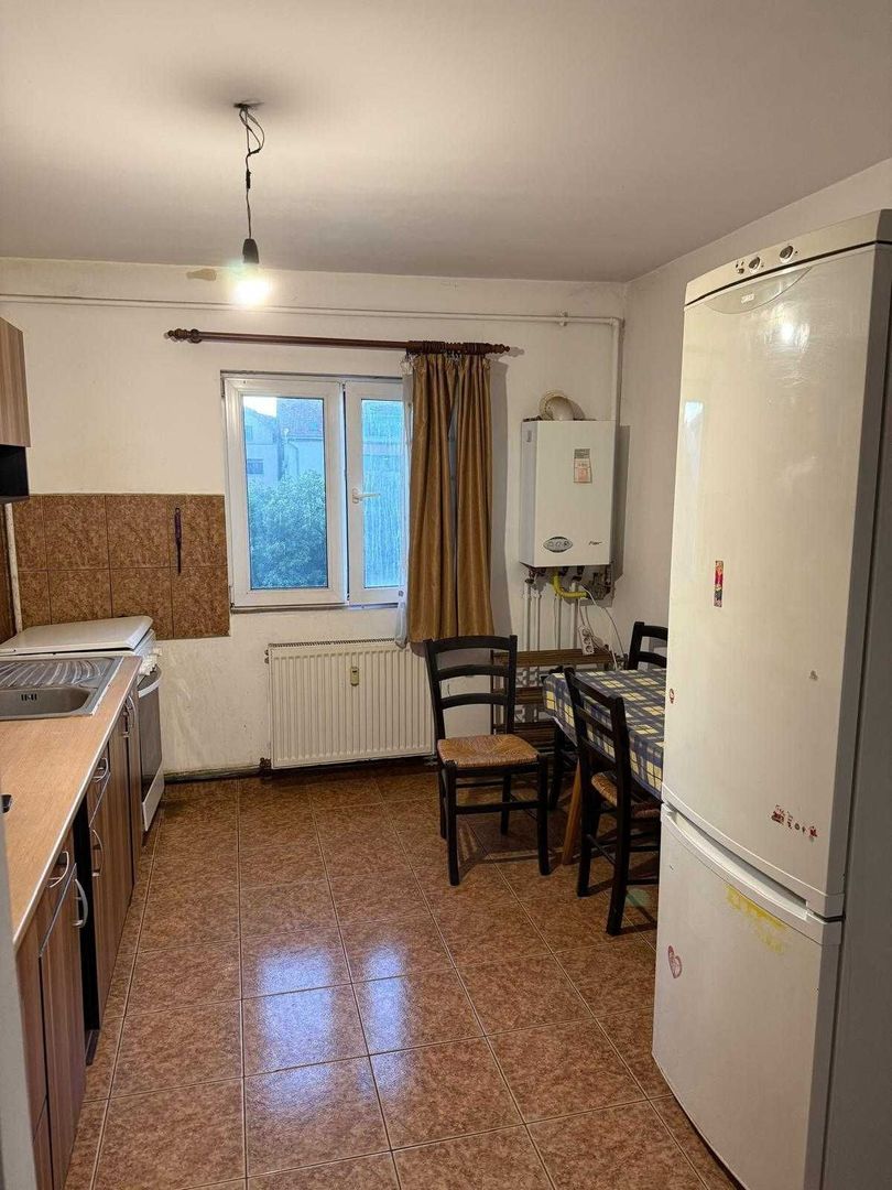 Apartament 2 camere Calea Martirilor - Poză 4