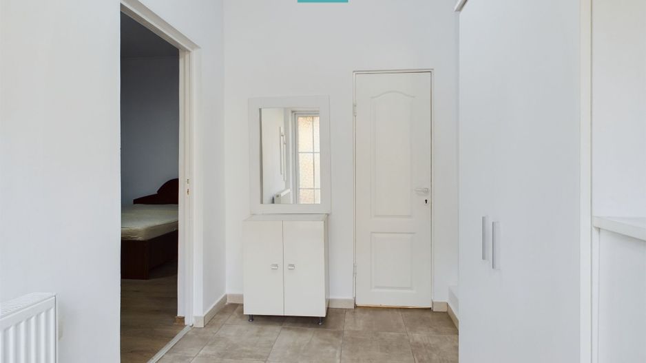 Apartament cu 3 camere la curte comună în Grădiște - Poză 18