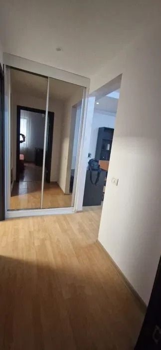 AP. 2 CAMERE MILITARI, BUCATARIE INCHISA, MOBILAT/UTILAT COMPLET - Poză 8