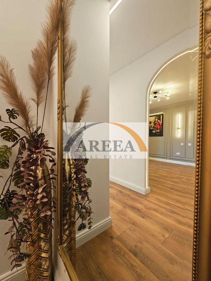 OPORTUNITATE - Piata Amzei - 2 camere ULTRAFINISAT - 3/7 - anvelopat - Poză 2