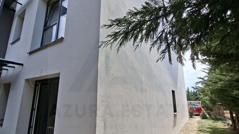 Apartament premium 61.4 mp utili 3 camere 2 bai curte 50 mp Cristian - Poză 8