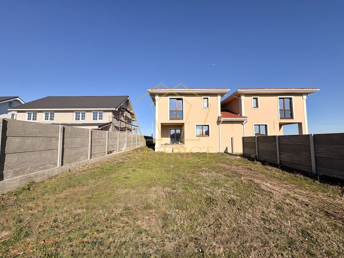 Duplex cu 5 camere despartit prin camera tehnica | Urseni - Poză 10