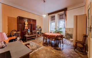 Apartament cu 3 camere central - Poză 3