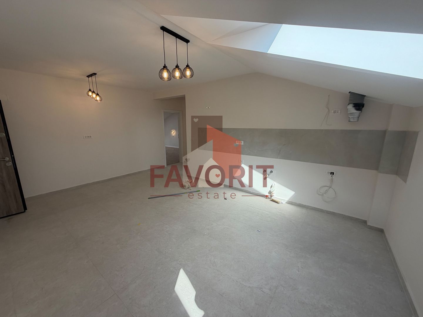 NOU. Disponibil imediat. Decomandat. Zona Soarelui - Poză 3