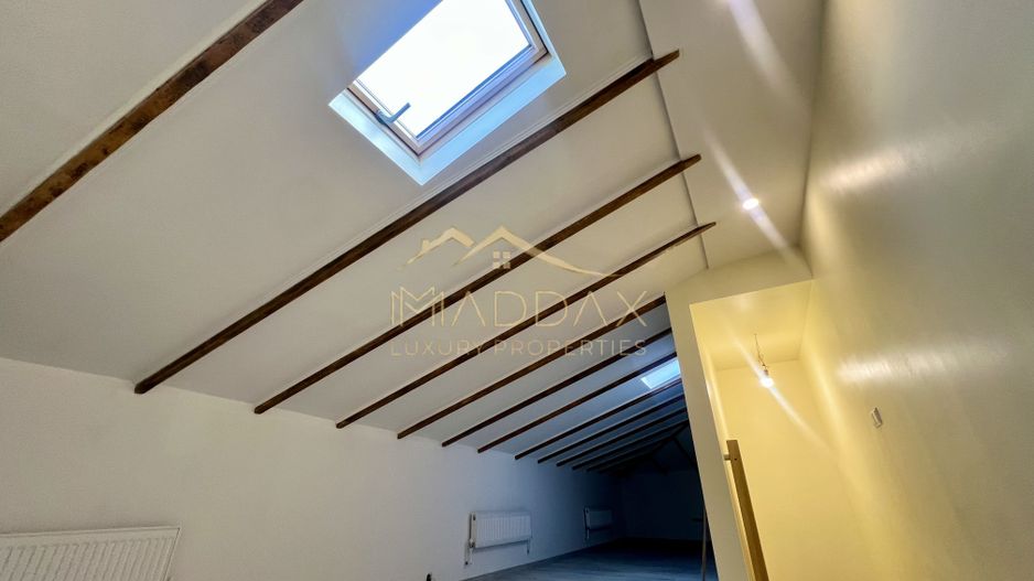 Casa **8 camere** // Domenii - Poză 38