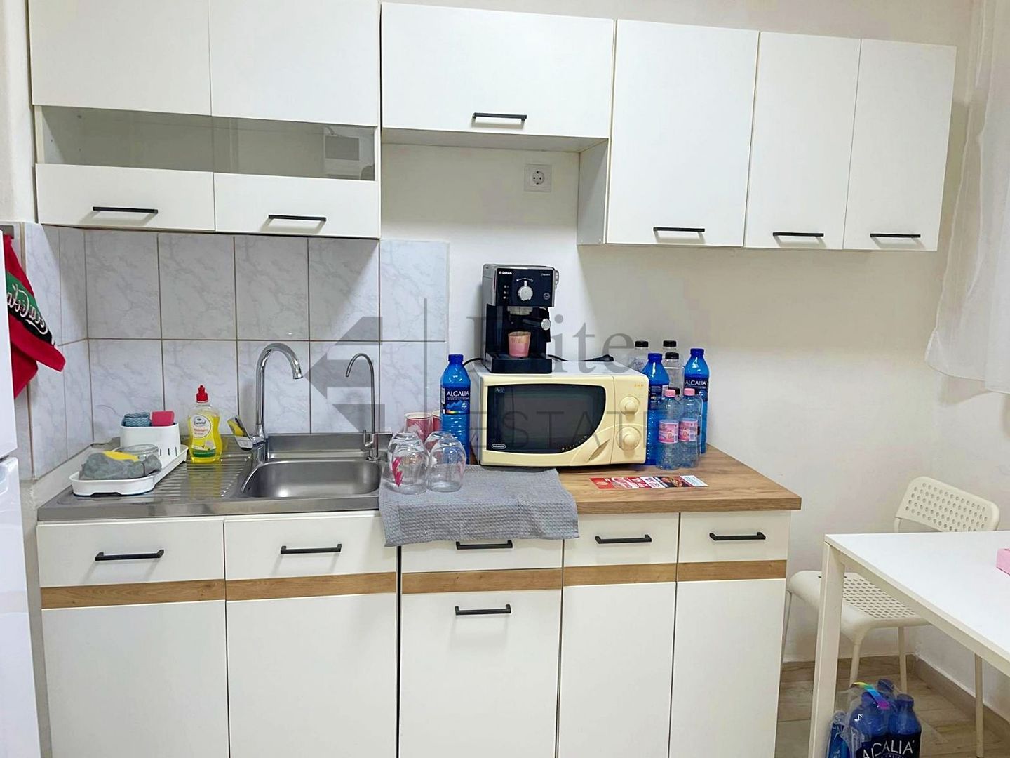 Birou ultracentral cu 2 camere de inchiriat în Oradea - Poză 8