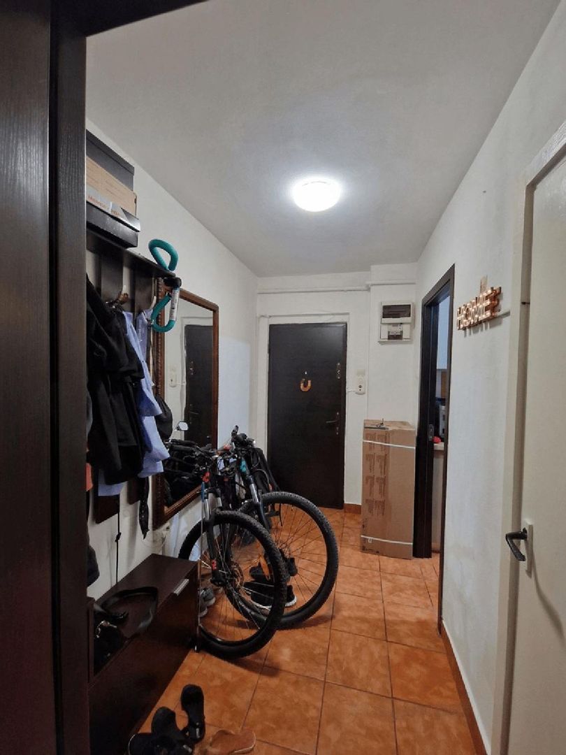 APARTAMENT SPATIOS LANGA METROU | GORJULUI - Poză 1