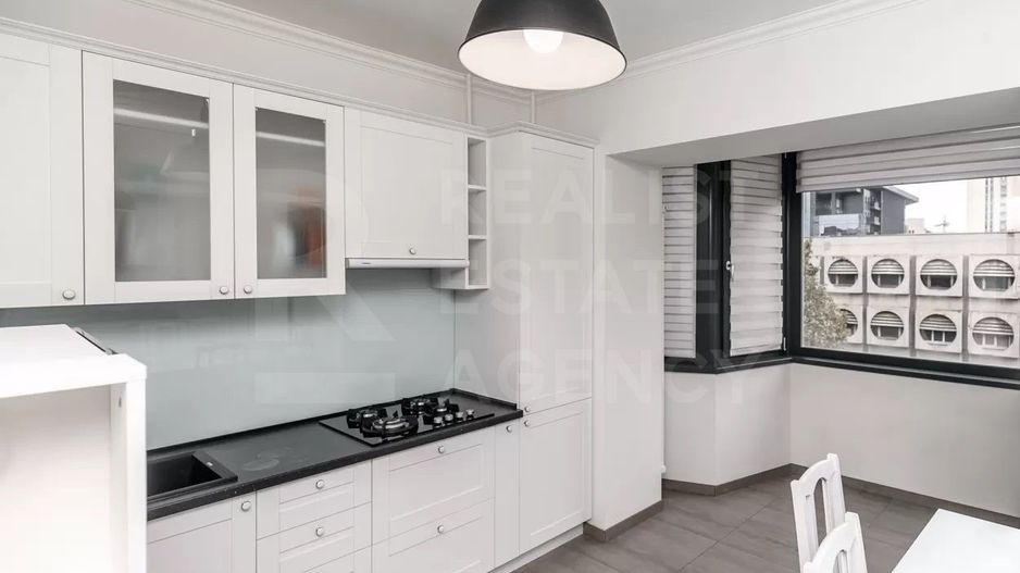 Chirie, apartament, 3 camere, strada Sfatul Țării, Centru - Poză 5