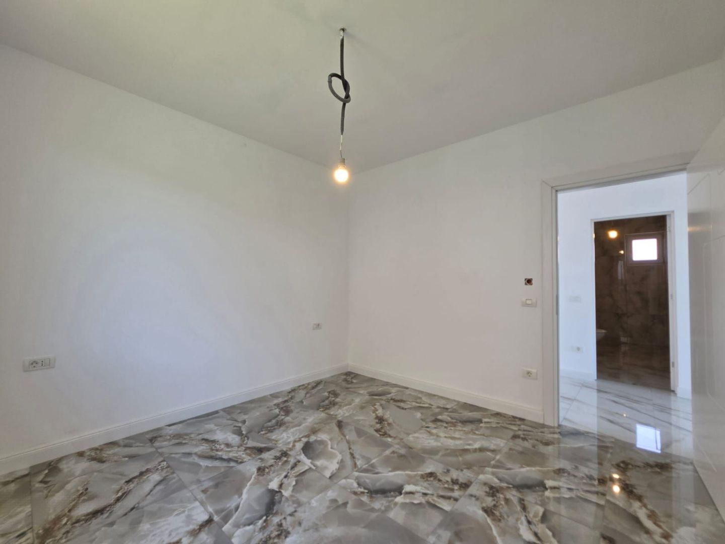 Casa noua parter, 4 camere, in Episcopia Bihor, Oradea - VANZARE - Poză 8