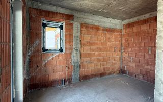 Casa individuala- 3 dormitoare - teren mare -Dumbravita - Poză 3