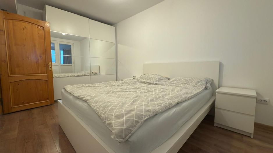 APARTAMENT DE VANZARE! VIS PE BULEVARDUL CASTANILOR! - Poză 5