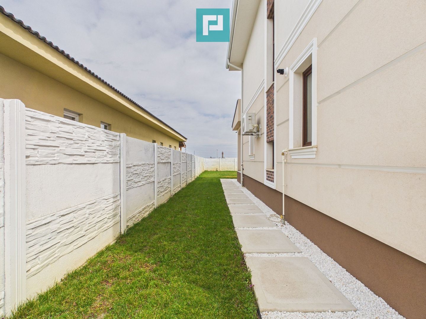 Duplex modern cu 5 camere Moșnița Nouă - Poză 4