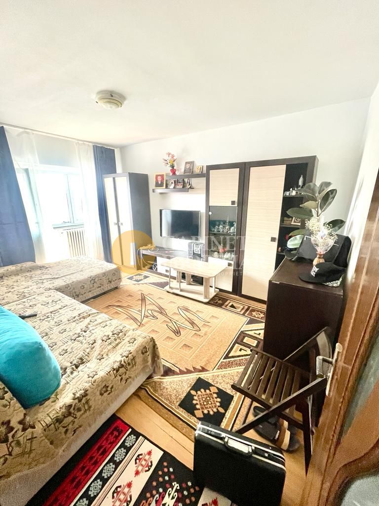 Etaj intermediar Apartament 2 camere decomandat 2 balcoane 64mp - Poză 1