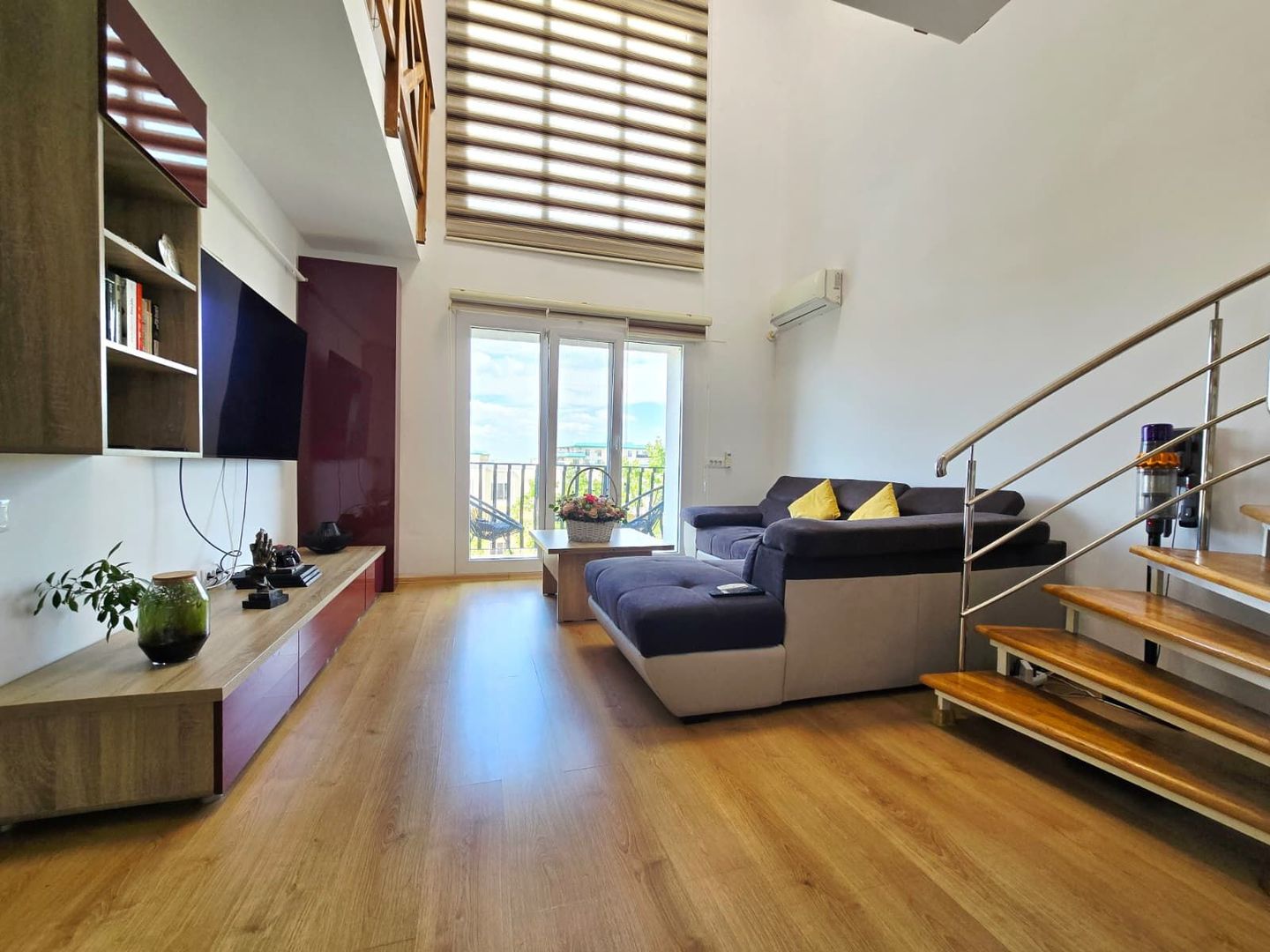 COSMOPOLIS - Apartament 3 camere , Tip Loft, cu terasa mare - Poză 4