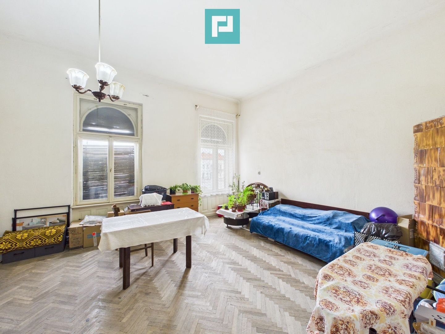 Apartament la casă, 3 camere - P-ța Catedralei - Poză 2