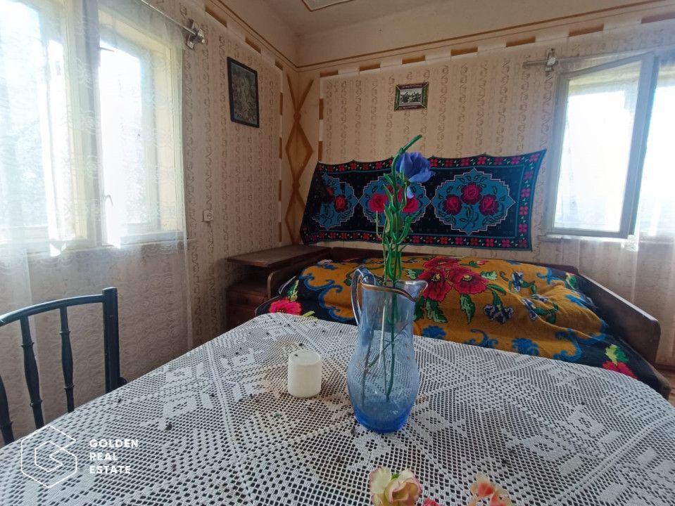 Casa de vacanta intr-o zona de vis, cu vedere la munte, sat Magulicea - Poză 9