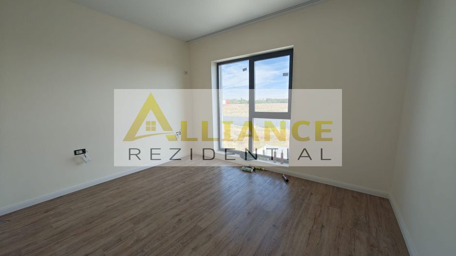 Vila individuala in zona Miorita | 4 camere | Teren 300 mp - Poză 8
