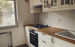 4 camere renovat| boxa | poziție excelenta Universitate - Poză 12