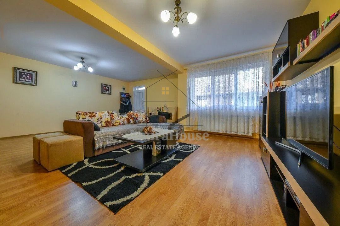 Casa tip duplex, finisat, parcare, aprox teren 200 mp, Floresti Terra - Poză 5