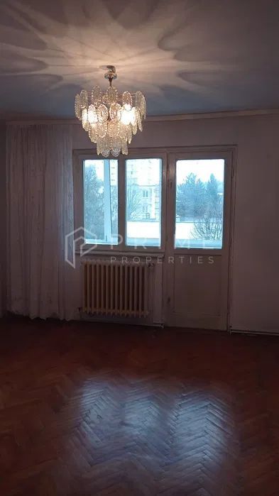 Apartament ideal pentru amenajare, confort 2 sporit – 3 camere, Dâmbu - Poză 1