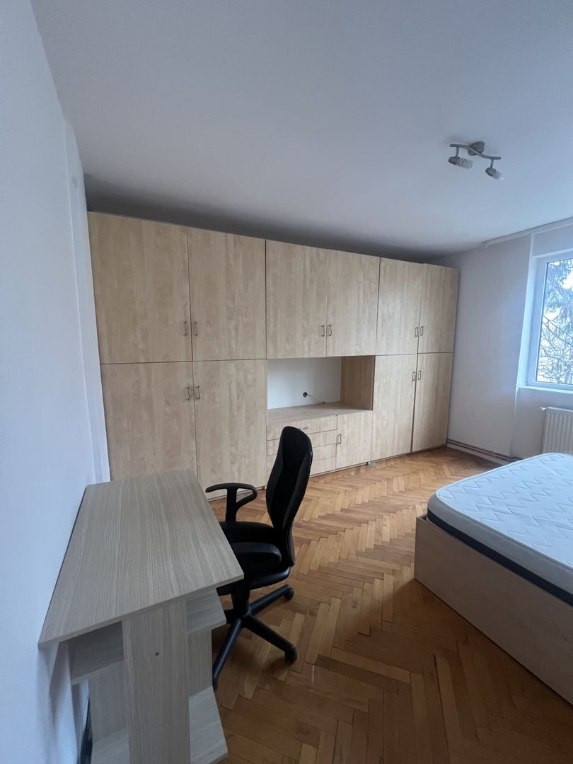Apartament 3 camere  Central - Poză 4