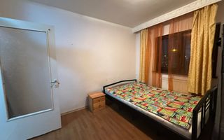 Oportunitate de investite Intre Lacuri! Apartament 3 camere decomandat - Poză 3