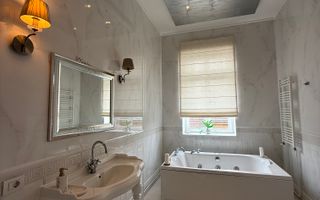 Apartament istoric de lux cu 3 camere de 130mp langa Prefectura - Bastion - Poză 12