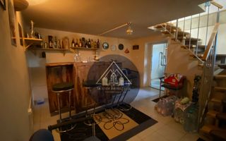 Casă mare și modernă - Poză 24