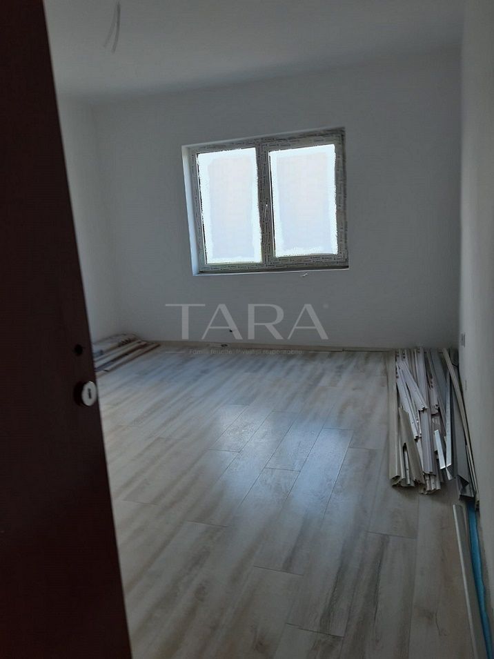 Apartament cu 3 camere de vânzare în Florești, zona Primăriei. - Poză 3