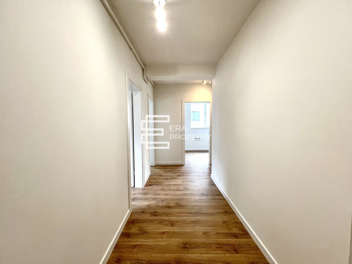 Apartament 3 camere/71 mp, /LA CHEIE /zona Industriala Vest - Poză 5