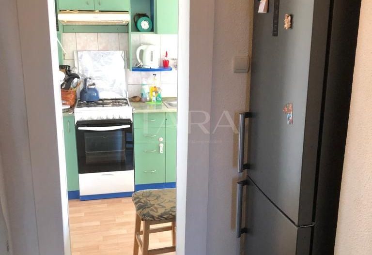 Apartament 3 camere Piața Abator, decomandat, priveliște panoramică. - Poză 3
