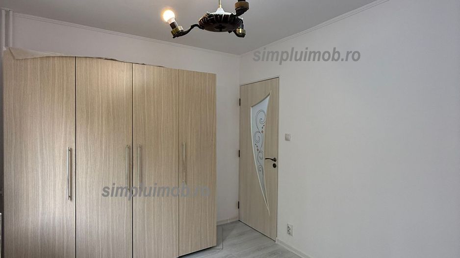 2 Camere Renovat Luica/Piata Resita - Poză 6