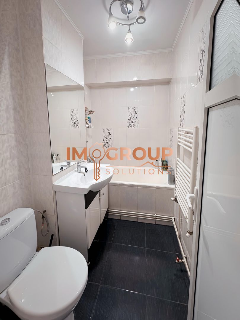 Apartament cu 3 camere - 75 Mp - Zona Tatarasi - Poză 5