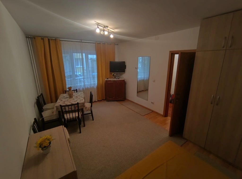 Garsoniera  zona Basarabiei - Arena Nationala - Poză 1