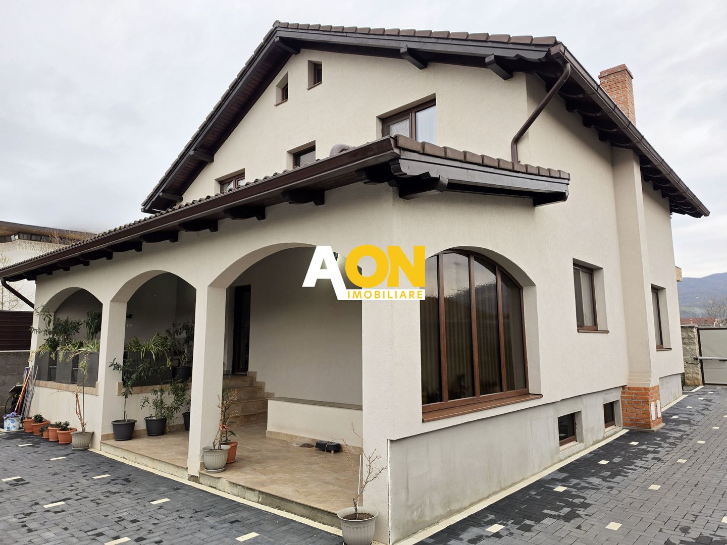 Casă 6 camere, S+P+M, mobilată, utilată, 605 mp teren, Micesti - Poză 3