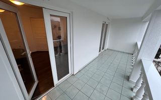 Cladire pretabila spațiu birouri/ clinica - Poză 23