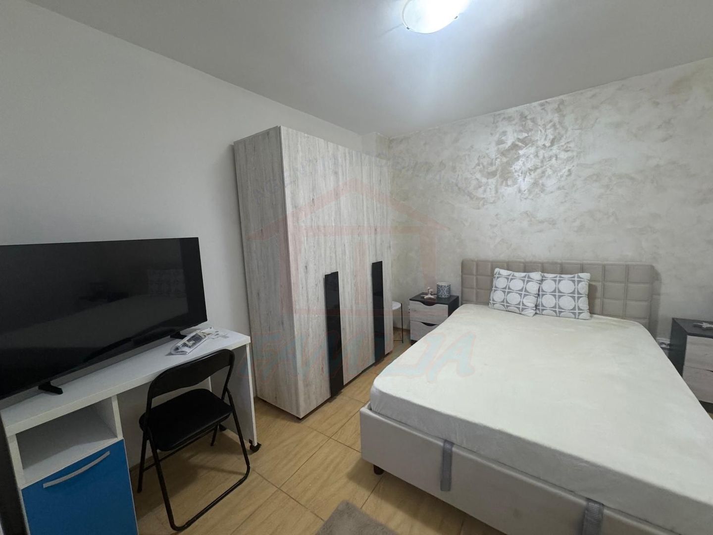 450 Euro/luna, Inchiriere apartament 45mp, o camera SPATIOASA, parter, - Poză 8