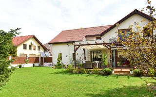 Vila spatioasa langa Jolie Village si Cambridge School - teren 700 mp - Poză 4