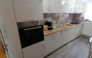 Vând apartament 3 camere Micro 16 - Poză 6