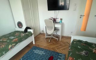 2 camere decomandat 2 balcoane , Bucovina  langa parc cu  centrala - Poză 4