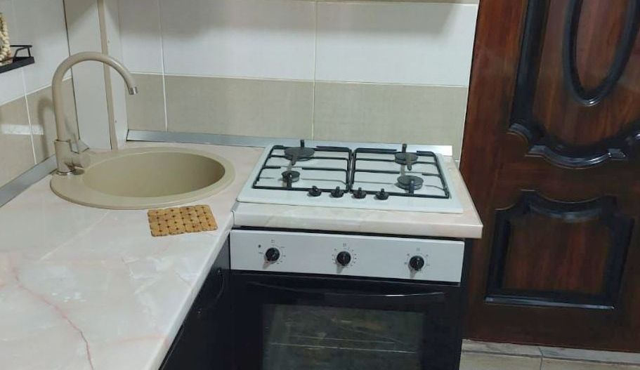 De vanzare garsoniera micro 40, la C-uri, parter, 33.500 euro negociabil - Poză 1