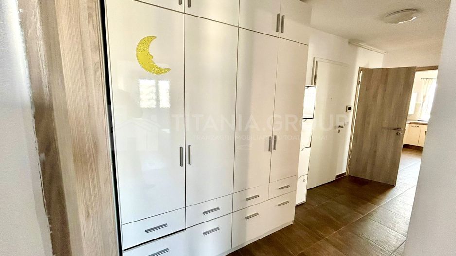 Apartament 3 camere decomandat, 2 bai, parcare, boxa, Kasper Coresi - Poză 10