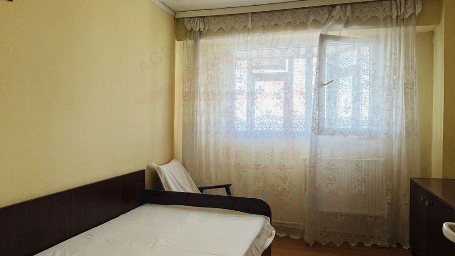 Apartament spațios cu 3 camere, 2 băi și 3 balcoane – I.C. Frimu, 80mp - Poză 11