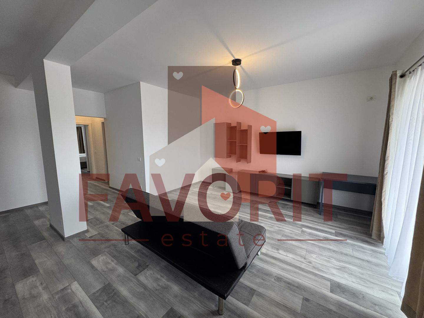 Mobilat si utilat. 2 locuri de parcare. Curte privata in CF - Poză 5