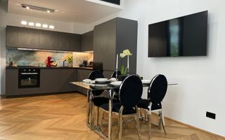 Răsăritul care se trăiește cu fiecare dimineață la malul mării - Poză 9