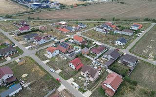 Casa la gri in Frumuseni - Poză 8