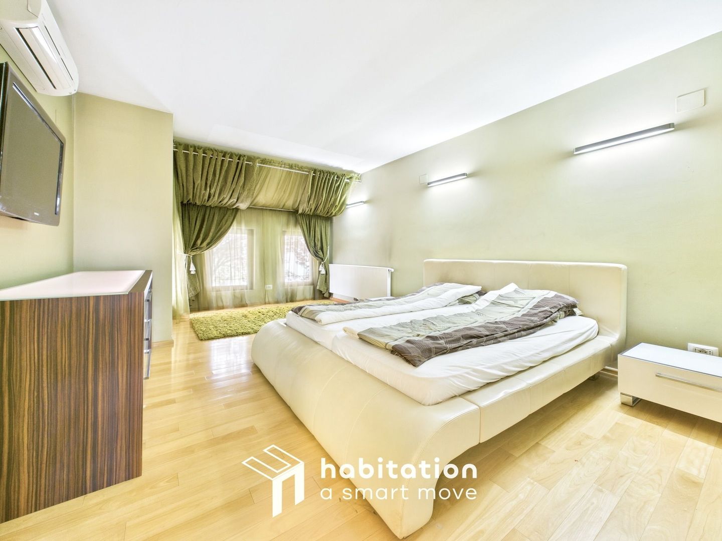 Descoperă eleganța unei case moderne– vizitează prin tur virtual - Poză 18