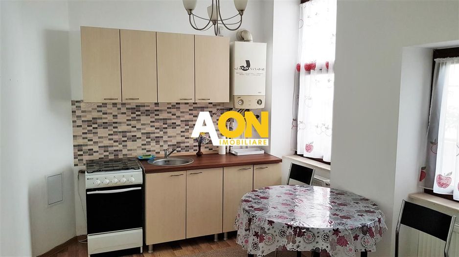 Apartament la casa, 2 camere, 80 mp utili, Centru, zona ANAF - Poză 4
