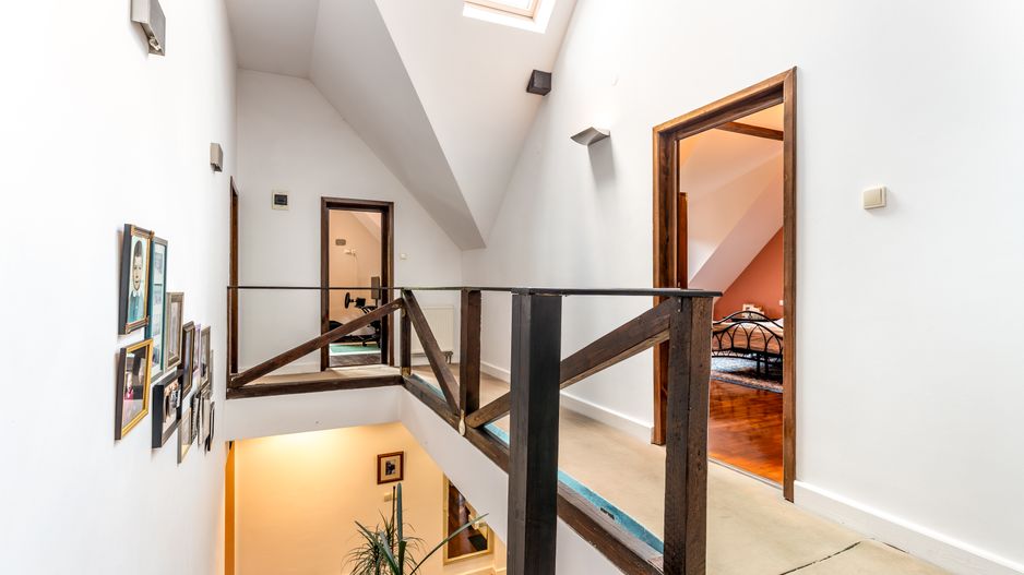 Casă / Vilă cu 6 camere de închiriat, tip estate, 0% comision - Poză 7